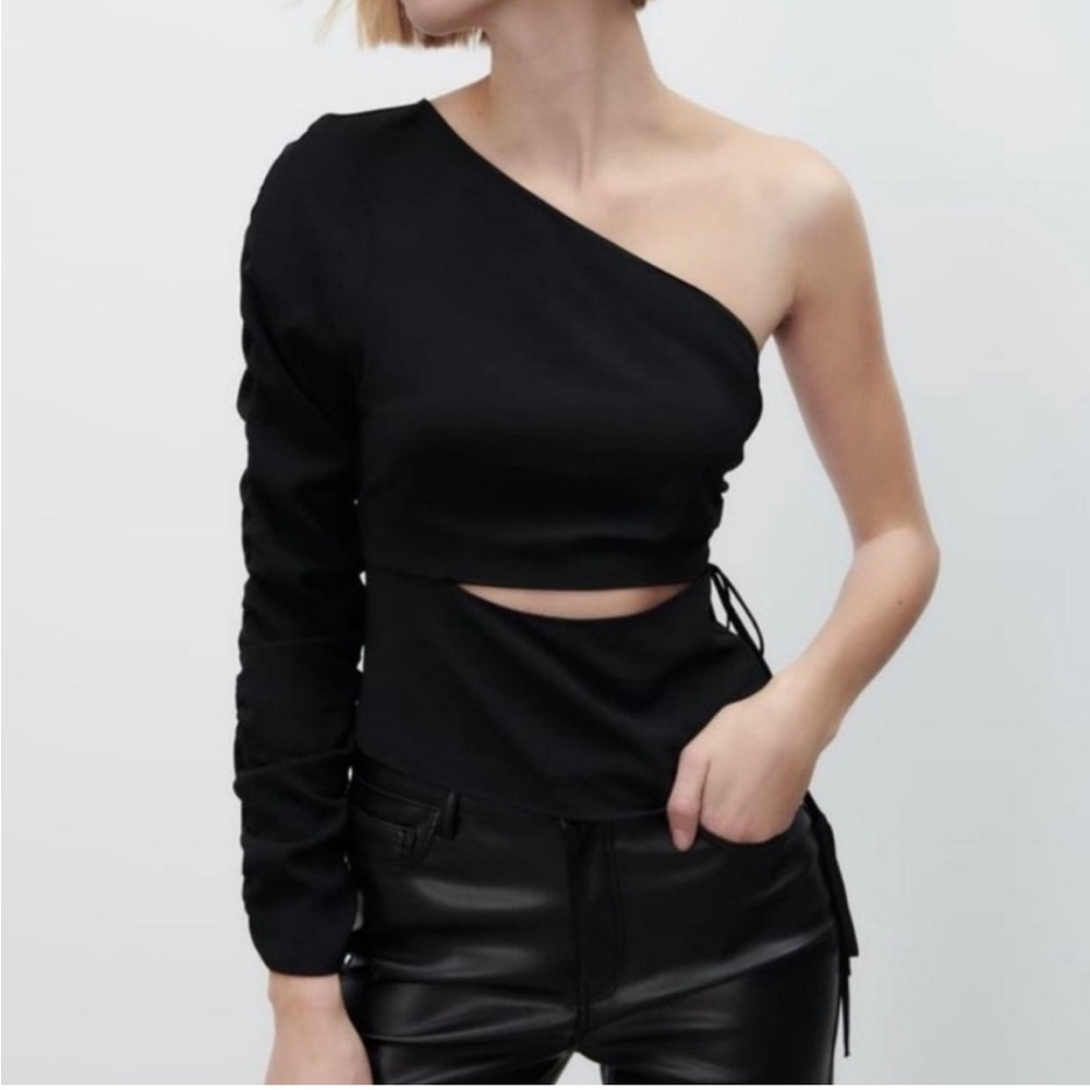 Zara one shoulder long sleeve cutout crop top
